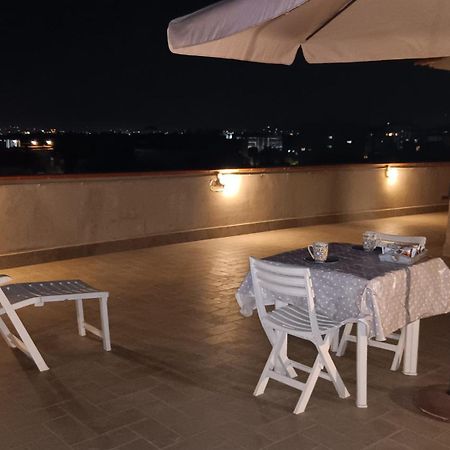 Il Rifugio Degli Artisti Apartment เนเปิลส์ ภายนอก รูปภาพ
