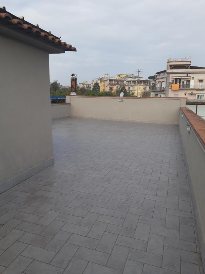Il Rifugio Degli Artisti Apartment เนเปิลส์ ภายนอก รูปภาพ