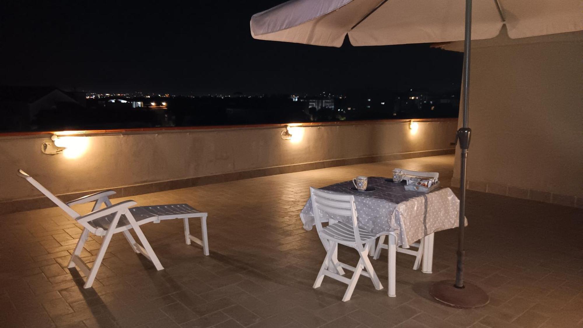 Il Rifugio Degli Artisti Apartment เนเปิลส์ ภายนอก รูปภาพ